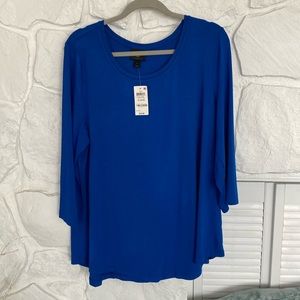JM collection top royal blue curved hem, 3/4 sleeves with stretch new with tags